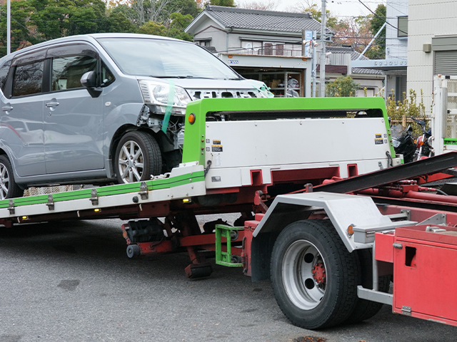 トラックスペアタイヤ交換