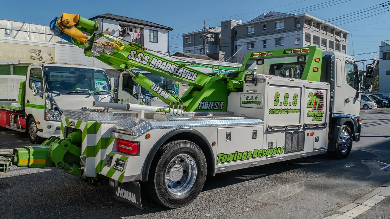 4tレッカー車 画像2